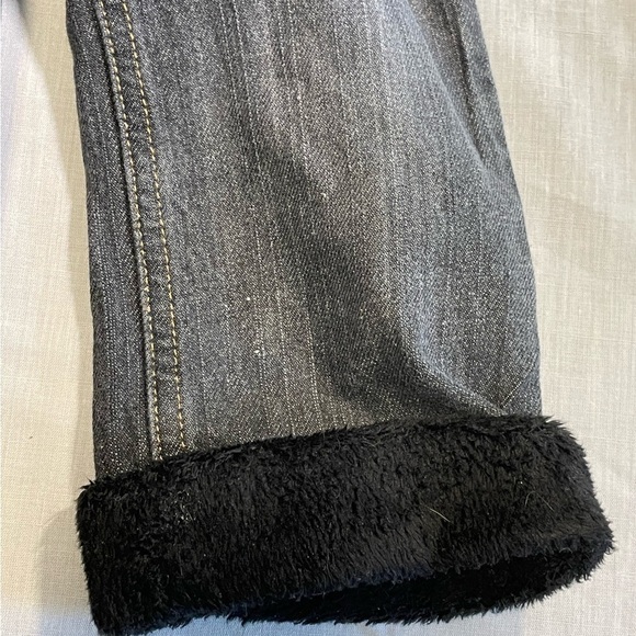 GYMBOREE Bow Puppy and Cat light black jeans with faux fur trim. 12-18 months. - Picture 4 of 6